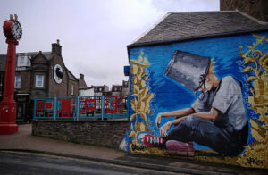 The Oor Wullie mural in Dundee's Hilltown