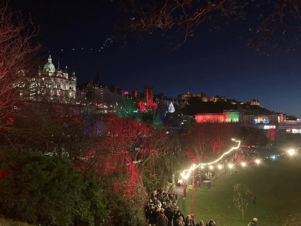 Photo du marché de Noel à Edimbourg